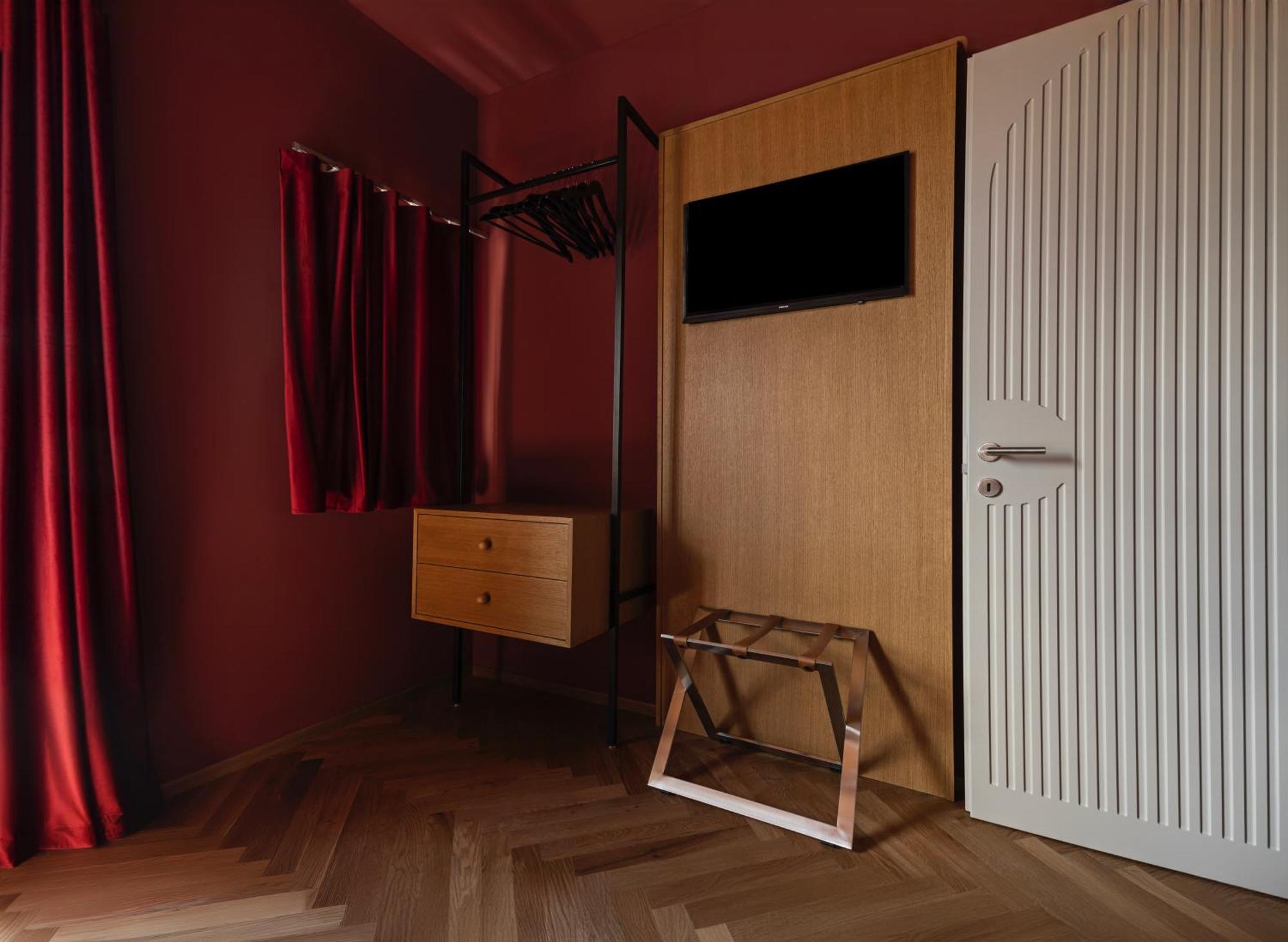 Rego Apartments - Boutique Aparthotel & Serenity Spa With Some Off-Site Apartments In The Heart Of Bergamo City Center Номер фото