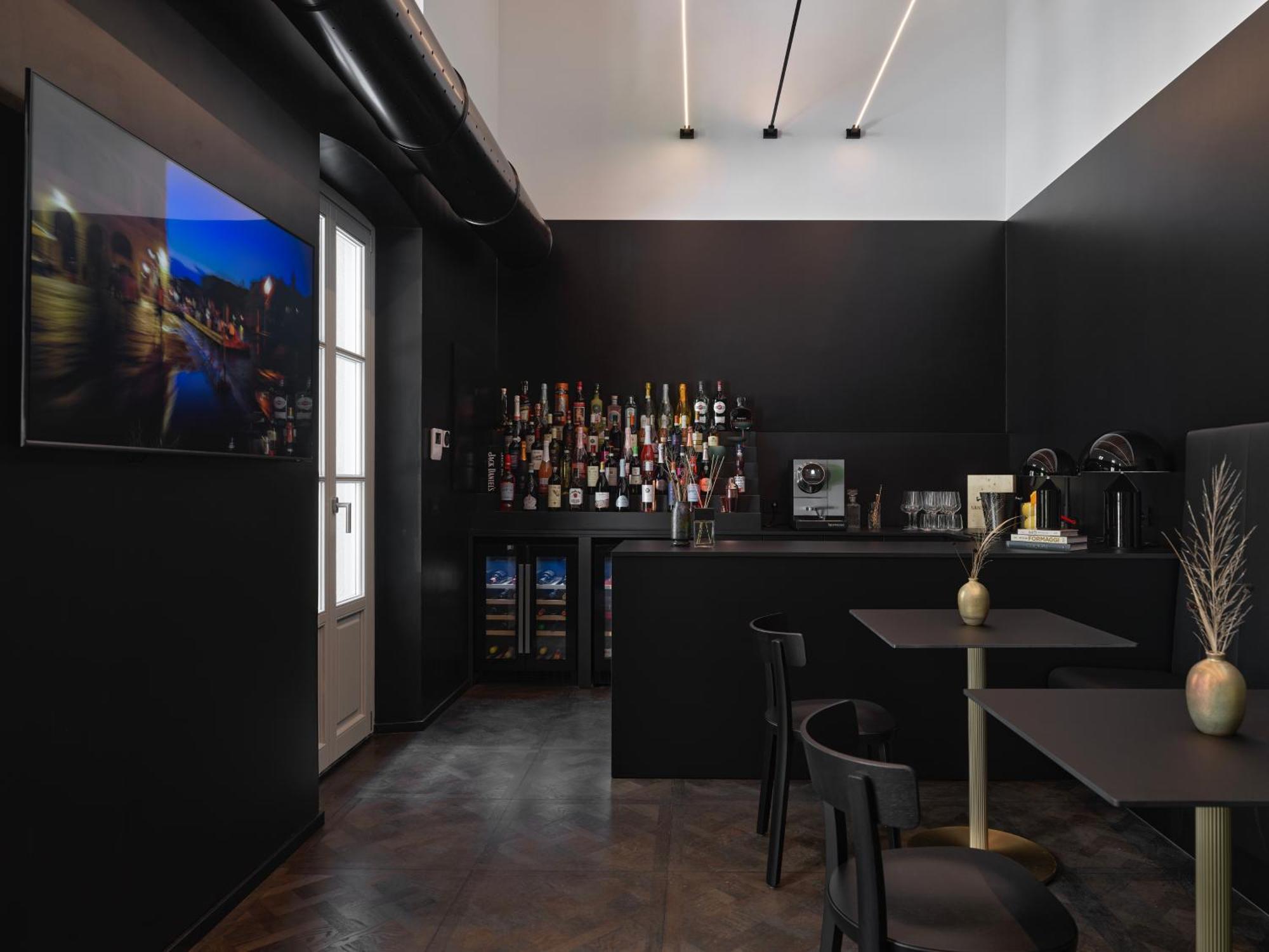 Rego Apartments - Boutique Aparthotel & Serenity Spa With Some Off-Site Apartments In The Heart Of Bergamo City Center Екстер'єр фото
